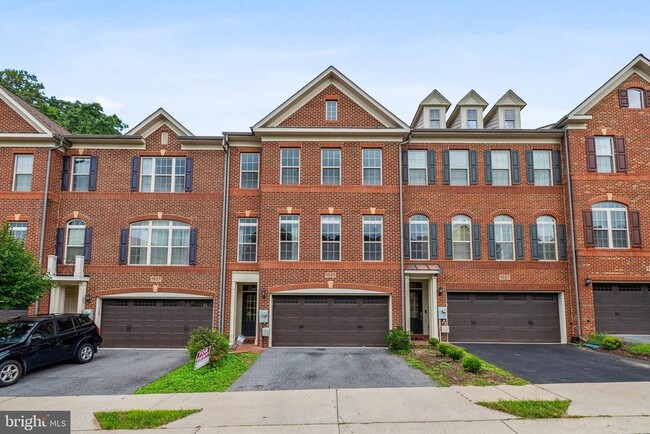property at 1525 Rabbit Hollow Pl