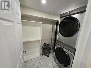 66 Morrison Crescent in Markham, ON - Building Photo - Building Photo