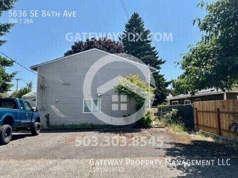 5636 SE 84th Ave in Portland, OR - Building Photo - Building Photo
