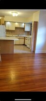 5 Brewer St, Unit Harvard Square 2-Bed in Cambridge, MA - Building Photo