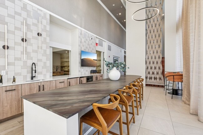 The Halden in White Plains, NY - Foto de edificio - Building Photo