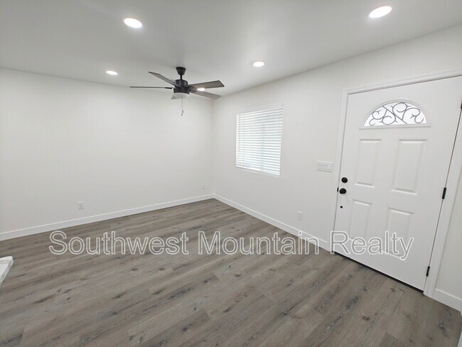 7416 N 62nd Ave in Glendale, AZ - Building Photo - Building Photo