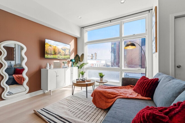 property at 826 N Broad St