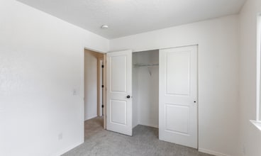 Mountain View Duplexes, Ponderay, LLC in Ponderay, ID - Building Photo - Building Photo