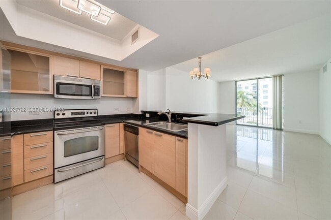 property at 140 S Dixie Hwy