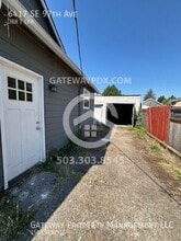 6417 SE 97th Ave in Portland, OR - Building Photo - Building Photo