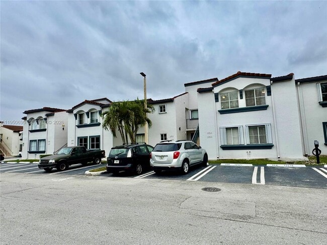 12514 NW 11th Trail in Miami, FL - Building Photo - Building Photo