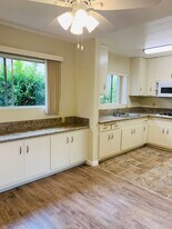 4415 Ocean View Blvd in Montrose, CA - Building Photo