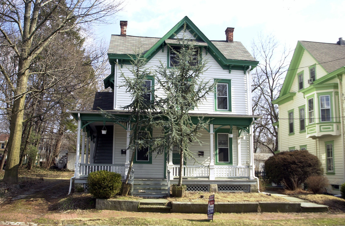 135 Liberty St in Newtown, PA - Building Photo