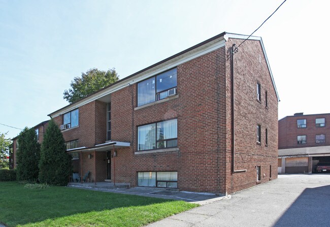 80 Trethewey Dr in Toronto, ON - Building Photo - Primary Photo