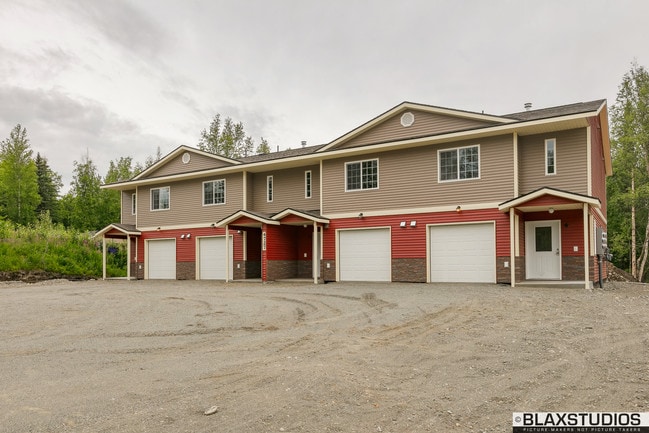 property at 4727 N Baron St