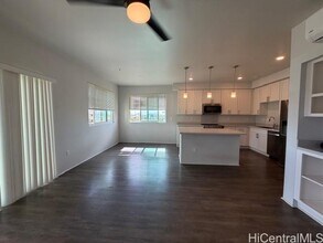 91-3525-3525 Kauluakoko St in Ewa Beach, HI - Building Photo - Building Photo