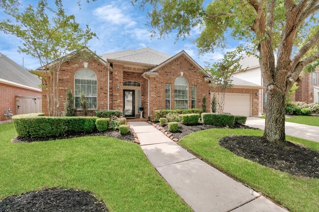 property at 8030 Crescent Knolls Dr