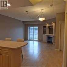 6055 Ellis St in Lasalle, ON - Building Photo - Building Photo