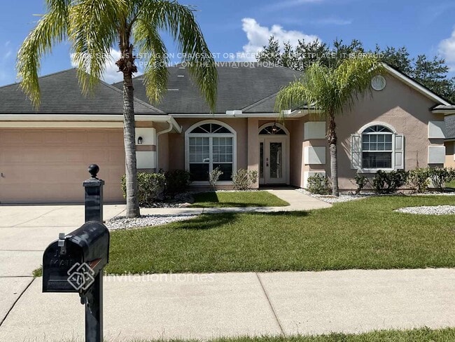 property at 13928 Fish Eagle Dr E