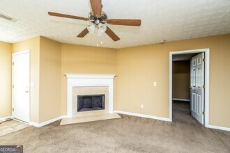 155 Pleasant Hills Dr in Covington, GA - Building Photo - Building Photo
