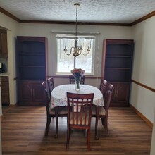 315 High Meadows Village Dr in Powell, OH - Foto de edificio - Building Photo