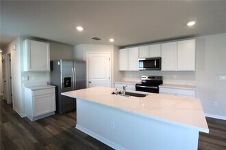 10256 Kalamazoo Pl in Parrish, FL - Building Photo - Building Photo