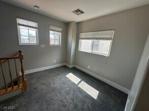 3140 Manti Peak Ave in North Las Vegas, NV - Foto de edificio - Building Photo