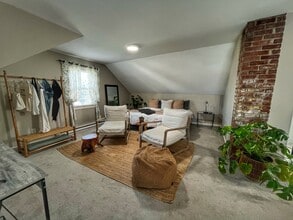 37 Gerry St in Greenwich, CT - Building Photo - Building Photo