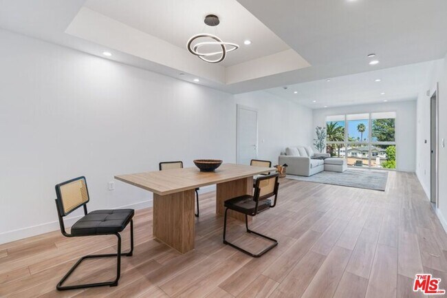 property at 1444 Rexford Dr