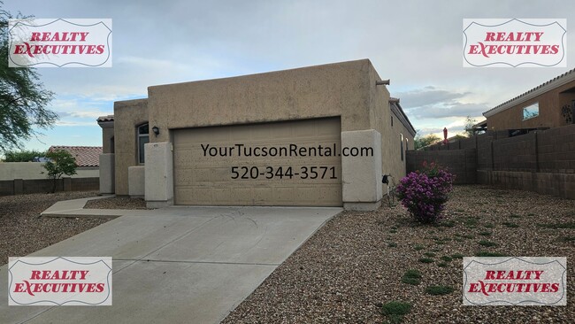 property at 473 E Cactus Mountain Dr