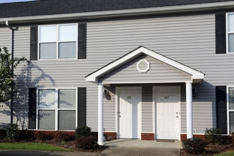 Brierwood Townhomes in Saraland, AL - Building Photo - Building Photo