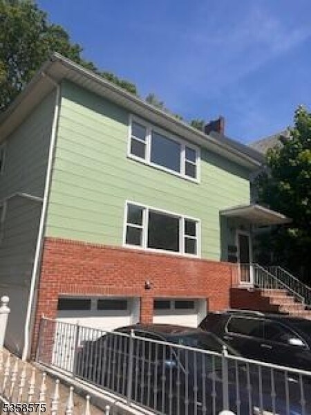 252 N 6th St in Newark, NJ - Building Photo