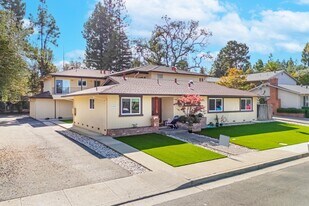 22434 Salem Ave in Cupertino, CA - Building Photo