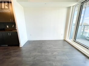 2450-2450 Old Bronte Rd in Oakville, ON - Building Photo - Building Photo