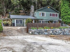 39581 Canyon Dr in Forest Falls, CA - Building Photo - Building Photo