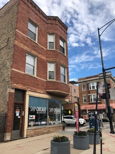 3604 N Damen Ave, Unit #1 in Chicago, IL - Building Photo - Building Photo