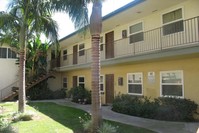 West Wind Apartments in Long Beach, CA - Foto de edificio - Building Photo