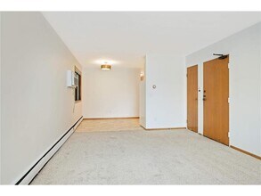 15 Malcolm Ave SE, Unit 4 in Minneapolis, MN - Building Photo - Building Photo