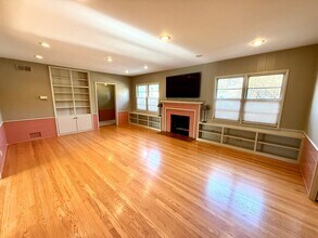 516 W 9th St in Claremont, CA - Building Photo - Building Photo