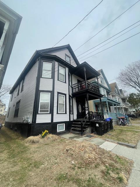 22 Dean Pl in Poughkeepsie, NY - Building Photo