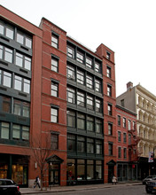 150 Greene St in New York, NY - Building Photo - Building Photo