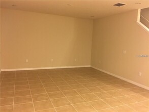2556 Nouveau Wy in Kissimmee, FL - Building Photo - Building Photo