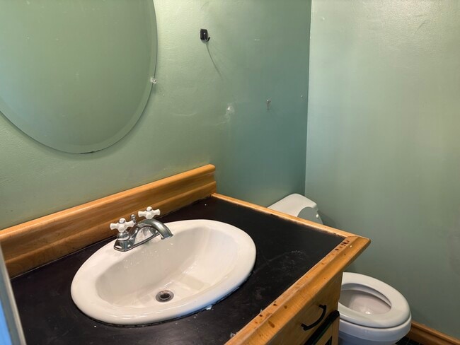 423 Kirkcaldy Ct in Fayetteville, NC - Building Photo - Building Photo