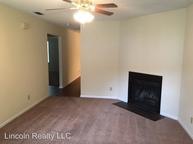 1 Wooddale Dr in Valdosta, GA - Foto de edificio - Building Photo