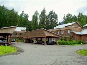 Creekside at Alyeska in Girdwood, AK - Building Photo - Building Photo