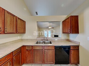 3319 Covelo Ct in Charlotte, NC - Foto de edificio - Building Photo