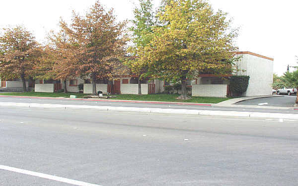 Buchanan Crossings in Pittsburg, CA - Building Photo - Building Photo