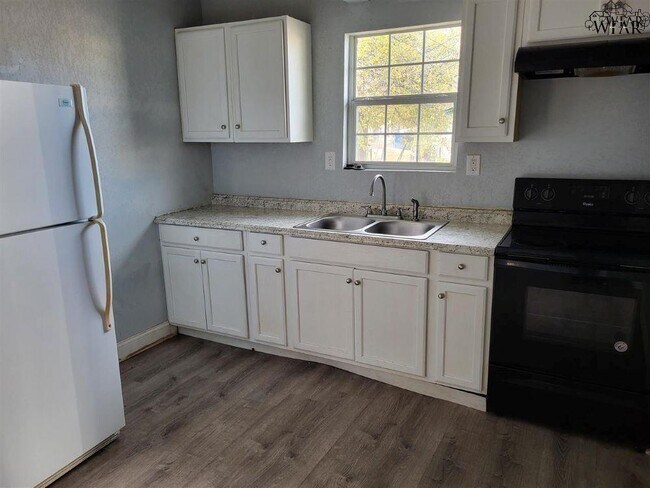 506 Sheppard Rd in Burkburnett, TX - Building Photo - Building Photo