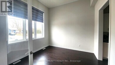 58 Catering Rd in Georgina, ON - Building Photo - Building Photo