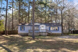 4460 Grand Oaks Dr in Willis, TX - Building Photo