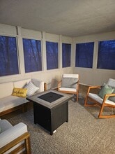 8488 Barbara Dr in Mentor, OH - Building Photo - Building Photo