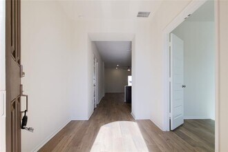 1628 Garlock Dr in Leander, TX - Building Photo - Building Photo