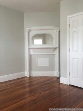 10 Taft St in Boston, MA - Building Photo - Building Photo