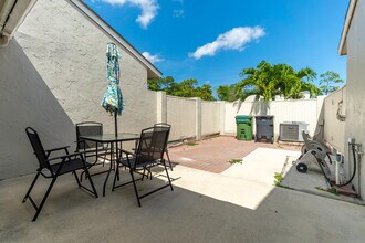 12858 Spinnaker Ln in Wellington, FL - Building Photo - Building Photo